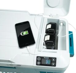Makita DCW180Z 18V Li-Ion Accu Koelbox - 20L 17 Makita DCW180Z 18V Li-Ion Accu Koelbox - 20L -Campingwinkels 1200x1147 5