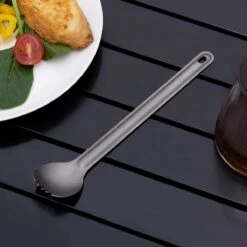 Navaris Spork En Lepel Met Extra Lange Handgreep - Campingbestek Van Titanium - Bestek Voor Onderweg - Lichtgewicht - Inclusief Bewaarzakje 11 Navaris Spork En Lepel Met Extra Lange Handgreep - Campingbestek Van Titanium - Bestek Voor Onderweg - Lichtgewicht - Inclusief Bewaarzakje -Campingwinkels 1200x1200 1037