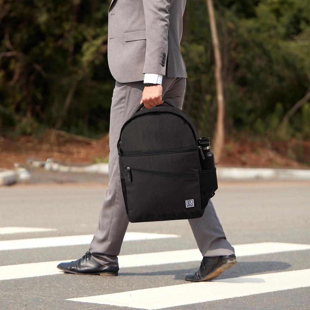 Brisby 4 Laags Geïsoleerde Koeltas Rugzak - 25 Liter - Met Handige Vakken Voor Bestek En Essentials - Waterafstotend Materiaal - Zwart 5 Brisby 4 Laags Geïsoleerde Koeltas Rugzak - 25 Liter - Met Handige Vakken Voor Bestek En Essentials - Waterafstotend Materiaal - Zwart - Image 5