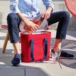 Reisenthel Thermoshopper Koeltas - 15L - Dots Zwart -Campingwinkels 1200x1200 1492