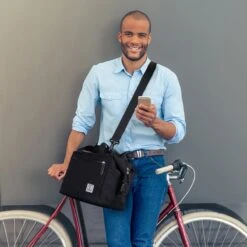 Brisby 4 Laags Geïsoleerde Koeltas - Lunchtas 12 Liter - Extra Ruimte Uitvouwbaar- Zwart 10 Brisby 4 Laags Geïsoleerde Koeltas - Lunchtas 12 Liter - Extra Ruimte Uitvouwbaar- Zwart -Campingwinkels 1200x1200 1696