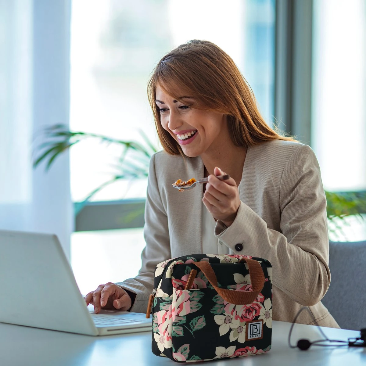 Brisby 4 Laags Geïsoleerde Koeltas - Lunchtas 4 Liter - Bloemetjes 5 Brisby 4 Laags Geïsoleerde Koeltas - Lunchtas 4 Liter - Bloemetjes - Image 5