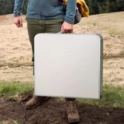 Merkloos Campingtafel - Opklapbaar - 75 X 55 X 70 Cm - Compact - Met Handvat -Campingwinkels 1200x1200 90