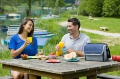 Campingaz Fold 'n Cool Koeltas - 10 Liter - Blauw/grijs 6 Campingaz Fold 'n Cool Koeltas - 10 Liter - Blauw/grijs -Campingwinkels 1200x798 28