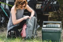 Stanley The Easy Carry Outdoor Cooler 15,1L - Koelbox - Green 14 Stanley The Easy Carry Outdoor Cooler 15,1L - Koelbox - Green -Campingwinkels 1200x800 196