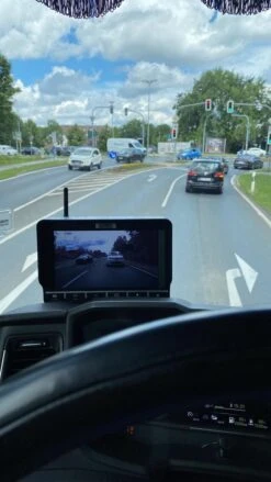 Merkloos Uniek Camerasysteem - Draadloos - Accu - Magneet -Campingwinkels 675x1200 2